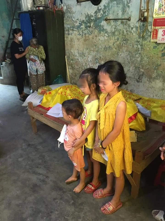 Bi kịch gia đình vụ chồng tẩm xăng tự thiêu rồi ôm vợ cùng chết ở Huế: Tương lai mịt mù của 3 đứa trẻ thơ-2