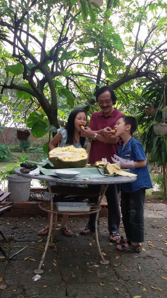 Cố nghệ sĩ Giang Còi: Dạy con nghiêm khắc, dùng hẳn mảnh đất 10.000m2 làm chỗ trốn” cho con, tránh sa ngã tuổi mới lớn-2