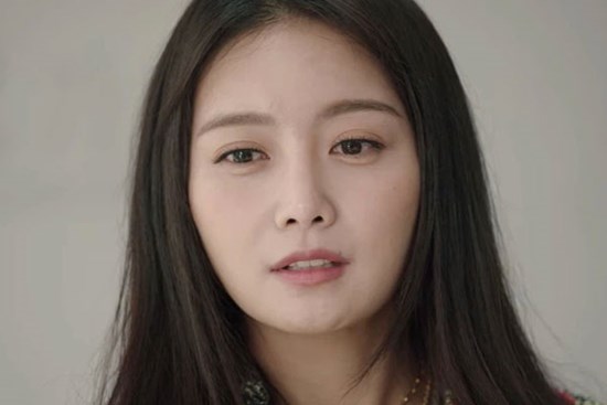 Thấy phòng bạn trai quá bừa bộn, tôi dọn dẹp giúp, nào ngờ phát hiện anh ấy có gia tài 