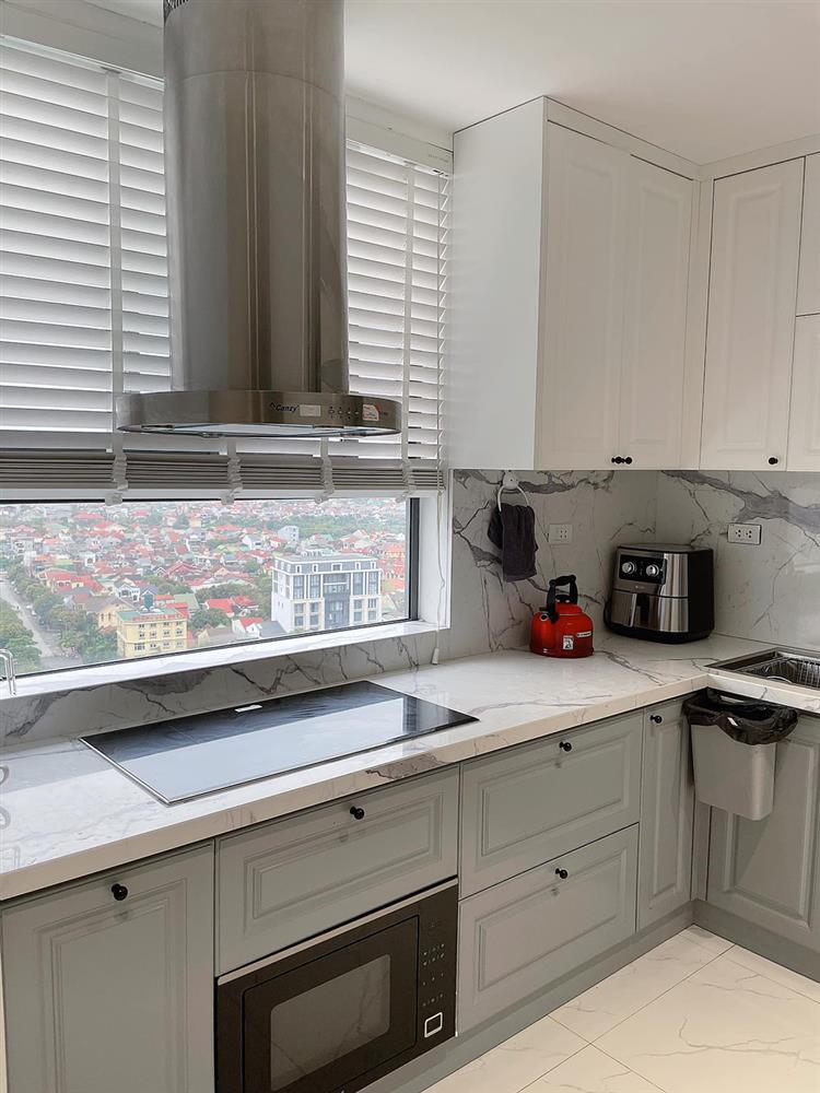 Vợ chồng Nghệ An chi 600 triệu tái cấu trúc căn hộ 90m2, góc nào cũng rộng thênh thang ngắm đến đâu ưng đến đó-13