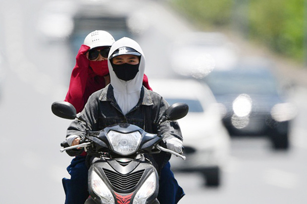 Nắng nóng kinh hoàng và kéo dài nhiều ngày ở miền Bắc, Hà Nội như chảo lửa nền nhiệt cao nhất 38 độ C-1