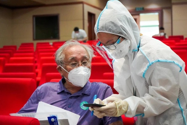 WHO yêu cầu các nước hoãn tiêm liều vaccine ngừa COVID-19 thứ 3-2