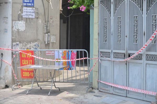 KHẨN: Hà Nội tìm người từng đến Vinmart B2-R2, Khu đô thị Royal City trong nhiều khung giờ-1