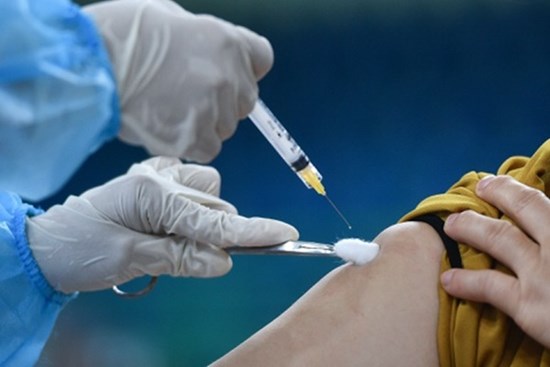 Thực phẩm cần tránh sau khi tiêm vaccine Covid-19