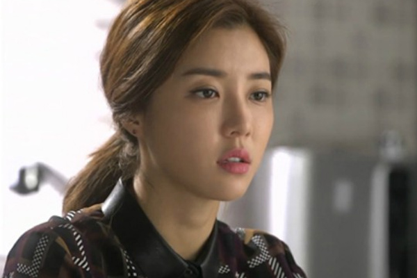 Vợ rụt rè không dám sinh con, đến khi nhận con nuôi nó càng lớn càng giống vợ, âm thầm đi xét nghiệm thì tôi ngỡ ngàng-2