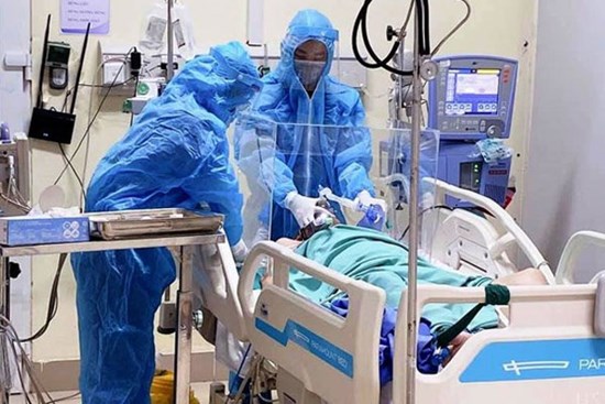 Bộ Y tế khuyến cáo 19 bệnh nền có nguy cơ mắc COVID-19 cao