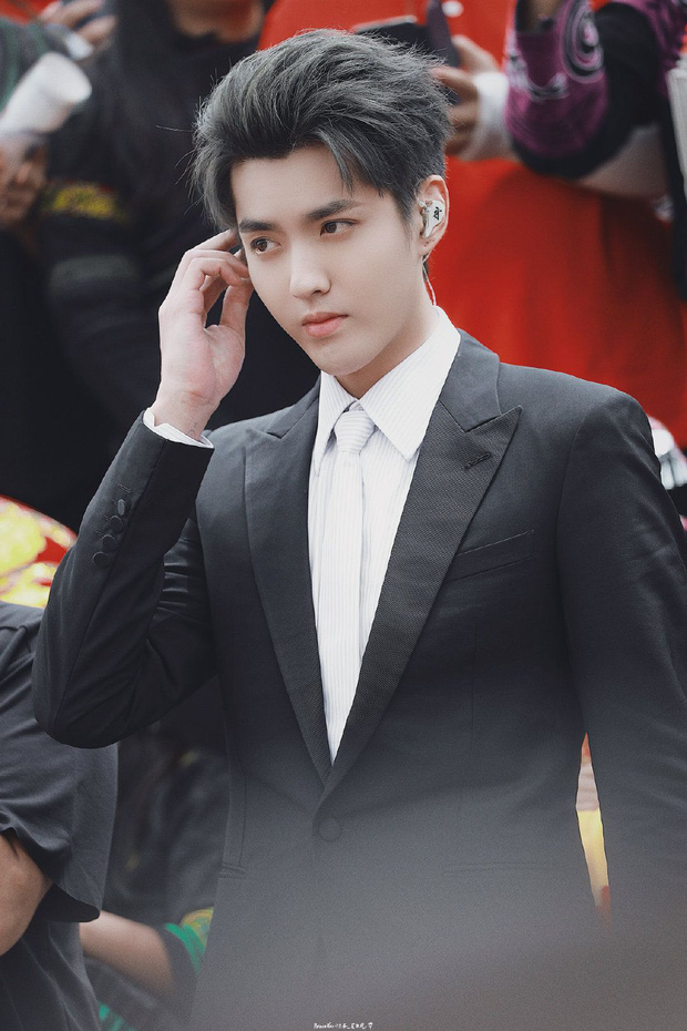 MXH sốc nặng vì clip nghi vấn Ngô Diệc Phàm bị đánh đập dã man, văng người bất tỉnh trong nhà tù-5