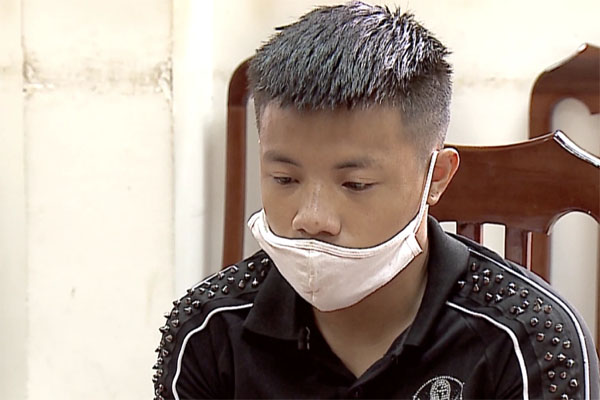 Thiếu nữ 17 tuổi là đối tượng thứ 6 liên quan vụ cướp xe máy của nữ lao công ở Hà Nội-3