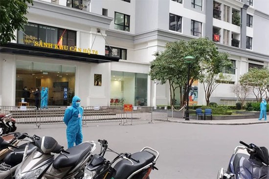 Phong toả toà Park 3 trong khu chung cư cao cấp có ca Covid-19 chưa rõ nguồn lây
