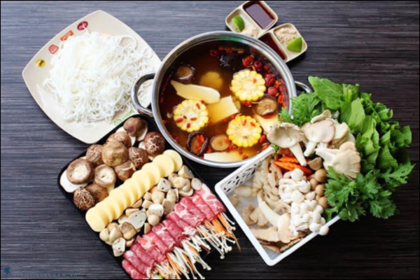 Cuối tuần cả nhà quây quần, mẹ làm nồi lẩu gà thập cẩm thơm ngon, bổ dưỡng ai cũng xuýt xoa-6