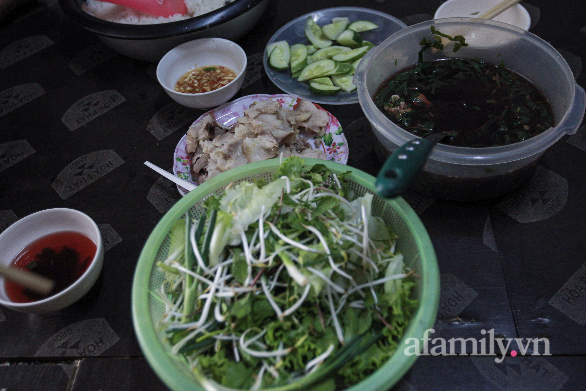 Công nhân xây dựng lâm cảnh thất nghiệp giữa Thủ đô vì dịch: Về quê không được, ở lại cũng không xong, chỉ có một ước mong duy nhất!-4