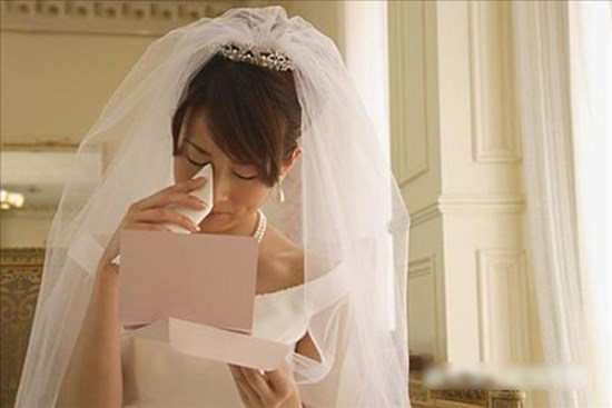 Ngày cưới, vợ uống say, nghe cô ấy hét lên điều này, anh nhất quyết trả “hàng” lại nơi sản xuất