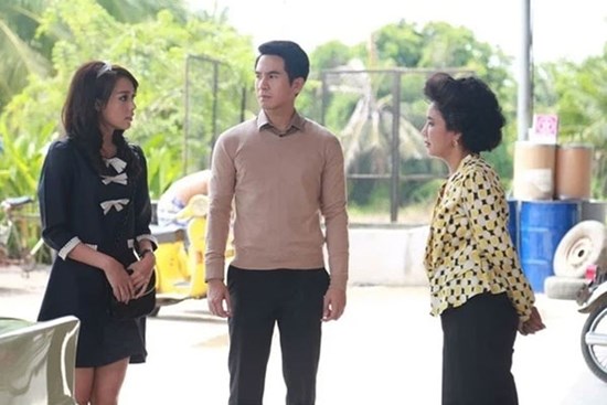 Ngày ra ở riêng, mẹ chồng nói một câu khiến tôi lao đao, tim tan nát