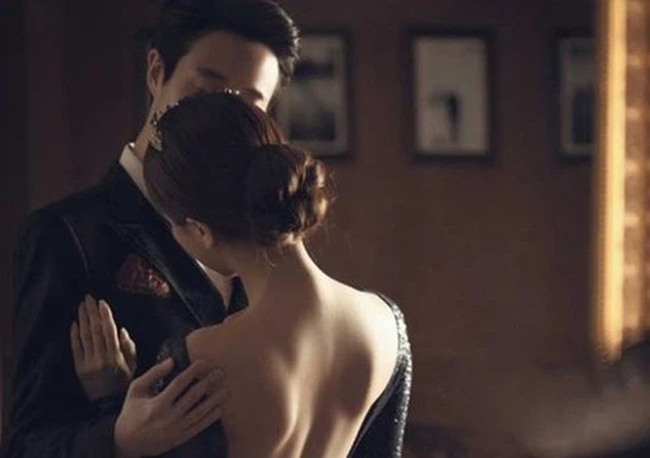 Thú nhận sốc óc của cô vợ 15 năm sống với gã chồng cơm nguội: Ngoại tình đã cứu vãn cuộc hôn nhân của chúng tôi!-3