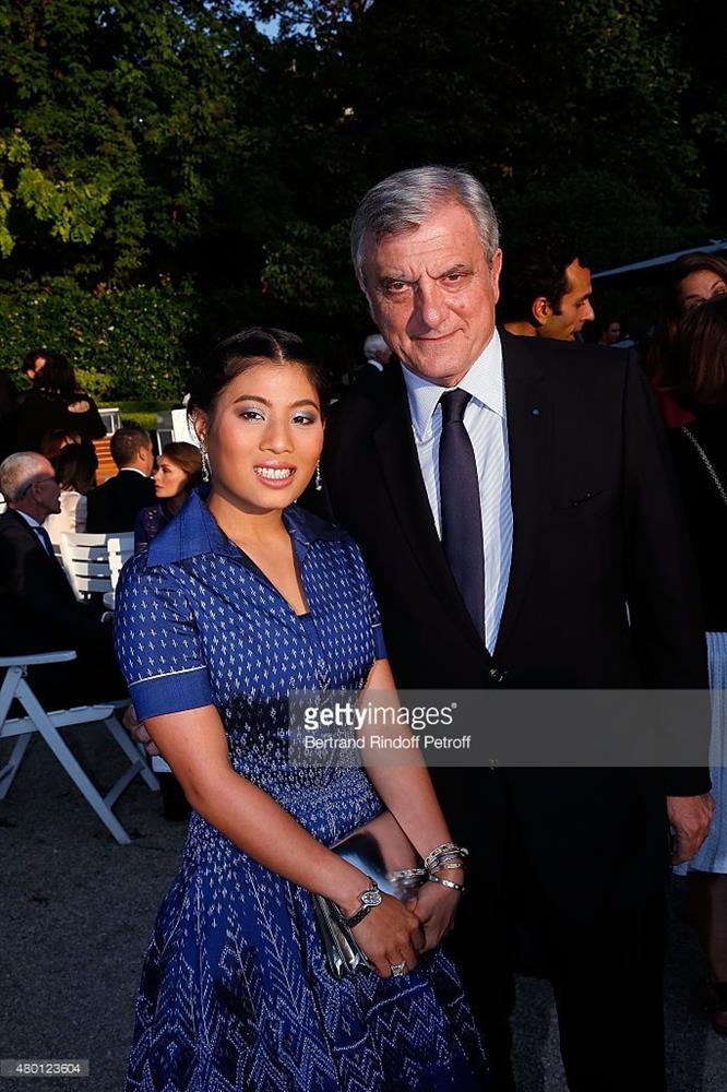 2 nhân vật Hoàng gia: Nhan sắc xấu lạ, nhưng phong cách thời trang thì đỉnh bậc nhất-4