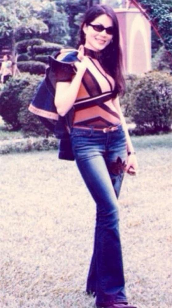 Bà xã Quyền Linh: Từ cơ cực vươn lên thành bà chủ đại gia, nhan sắc mỹ miều đến mức nam MC phải thốt lên 1 câu ngay lần đầu gặp-6