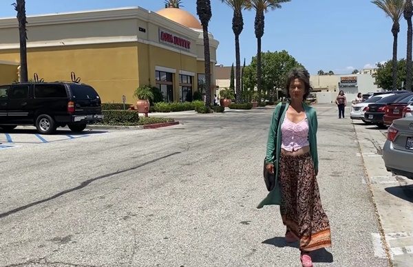 Kim Ngân ung dung đi dạo, shopping giữa tin đồn bị cảnh sát bắt tại Mỹ-2