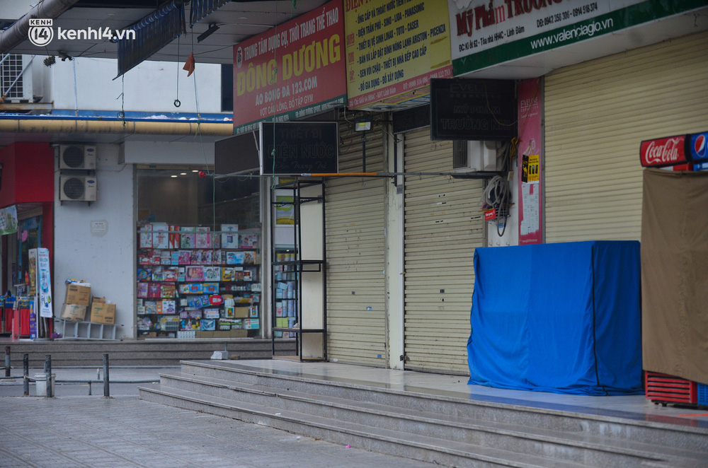 Hà Nội: Phong toả chung cư HH4C Linh Đàm, truy vết người liên quan qua camera an ninh-16