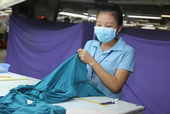 NÓNG: Người lao động có thể làm thủ tục nhận tiền hỗ trợ Covid-19 trên Cổng Dịch vụ công Quốc gia