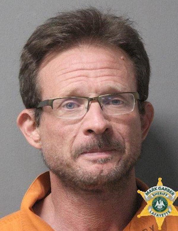 Triệu phú thuê người bắt cóc vợ để ra tay cứu mỹ nhân, không ngờ hại chết 2 người, nạn nhân bình an vô sự còn mình chuẩn bị ngồi tù-1