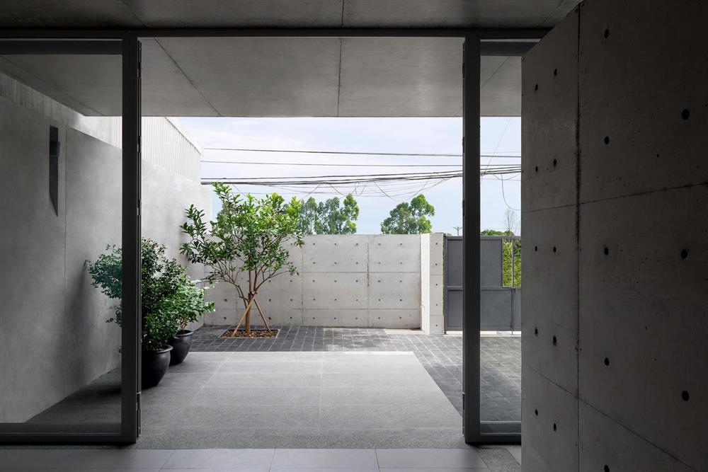 Nhà cấp 4 nhìn như lô cốt nhưng tiện dụng và tiết kiệm của vợ chồng trẻ ở Hà Nội-11