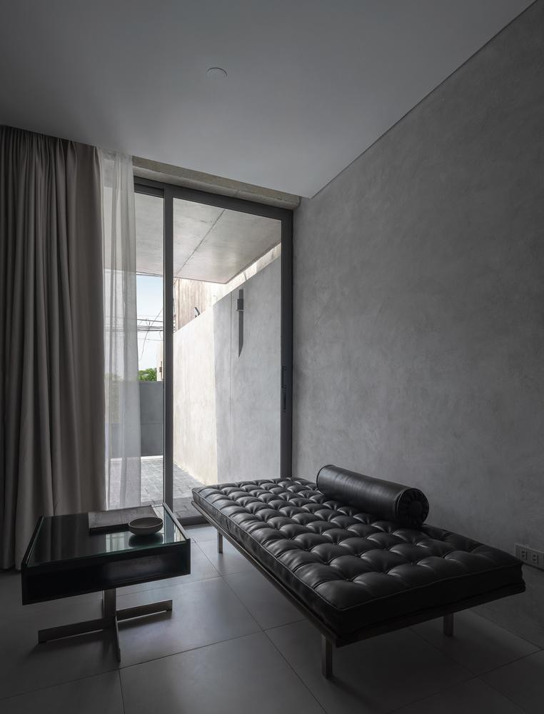 Nhà cấp 4 nhìn như lô cốt nhưng tiện dụng và tiết kiệm của vợ chồng trẻ ở Hà Nội-14