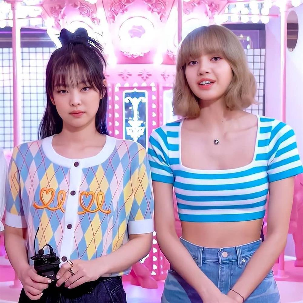 Kiểu váy áo cả Kbiz đang diện: Cứ mặc lên là sang chảnh, vóc dáng nào cũng có thể cân đẹp-5