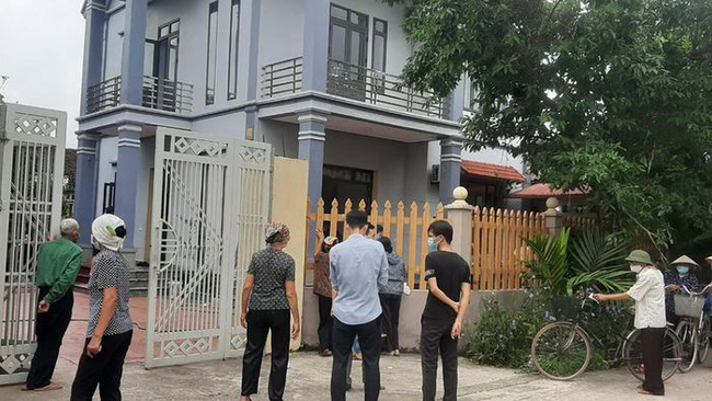 Án mạng kinh hoàng ở Bắc Giang: Nửa đêm vác dao truy sát hàng xóm, 2 vợ chồng thương vong-1