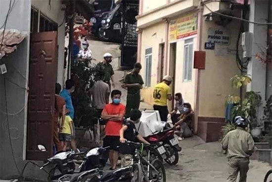 Vừa ly hôn, người phụ nữ bị chồng cũ truy sát tử vong