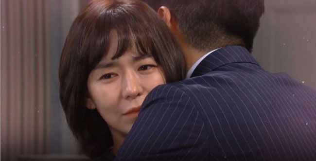 Phát hiện chồng làm vợ cũ có bầu, vợ không điên lên mà còn dọn sẵn phòng ngủ chính cho bà bầu đến ở, bất ngờ với lý do đằng sau-1