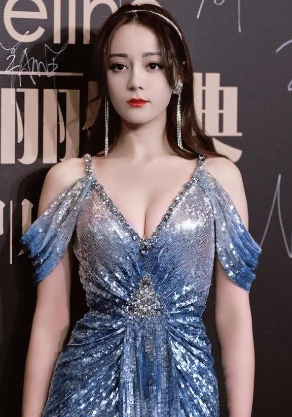 Ngược đời như Nhiệt Ba: Càng béo style càng đẹp, giảm cân quá đà lộ bao nhược điểm body chí mạng-1