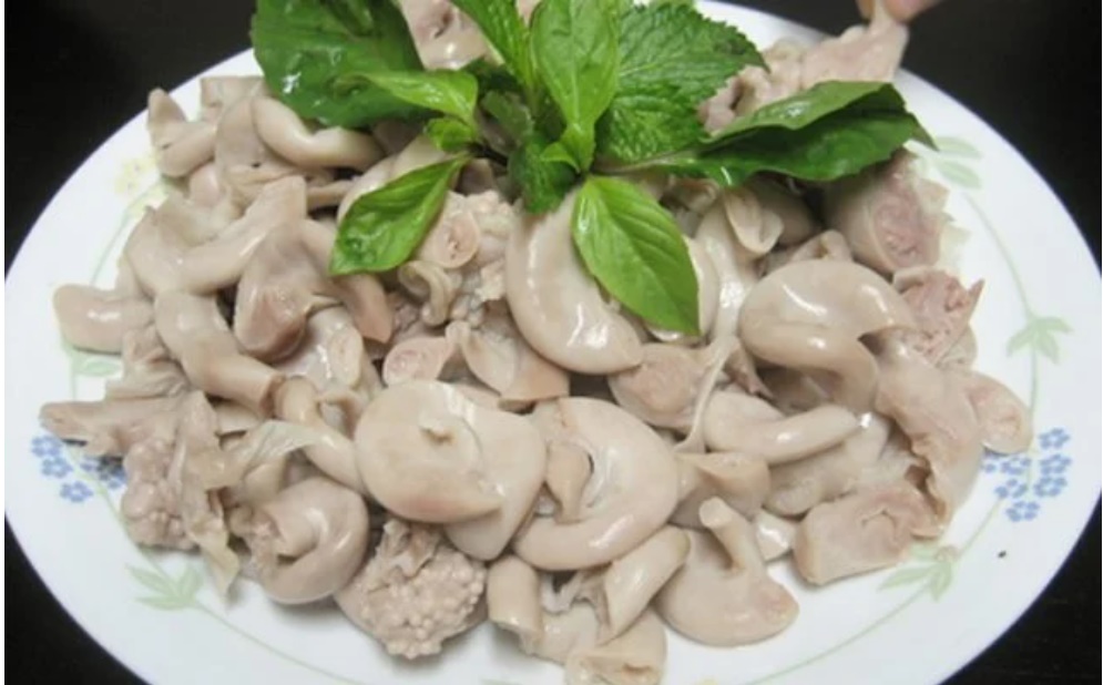 Bí quyết để có món lòng lợn trắng, ngon, giòn sần sật rất đơn giản ai cũng làm được-1