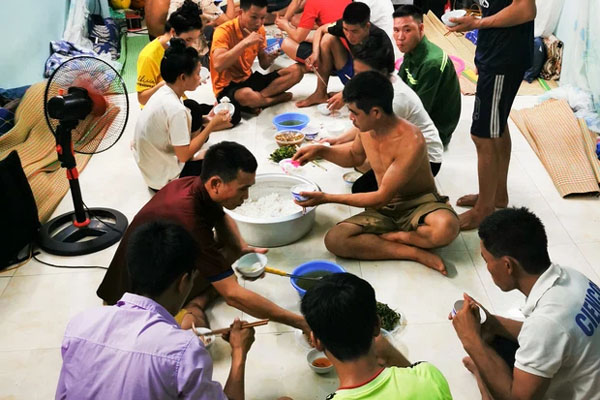 Hà Nội bỏ quy định Giấy đi đường phải có lịch trực, lịch làm việc, văn bản phân công nhiệm vụ của cơ quan, đơn vị-2