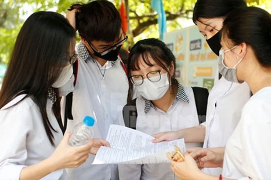 57 trường công bố ĐIỂM SÀN xét tuyển đại học 2021: Loạt ngành thuộc khối A, D có điểm đầu vào chỉ 15, 16