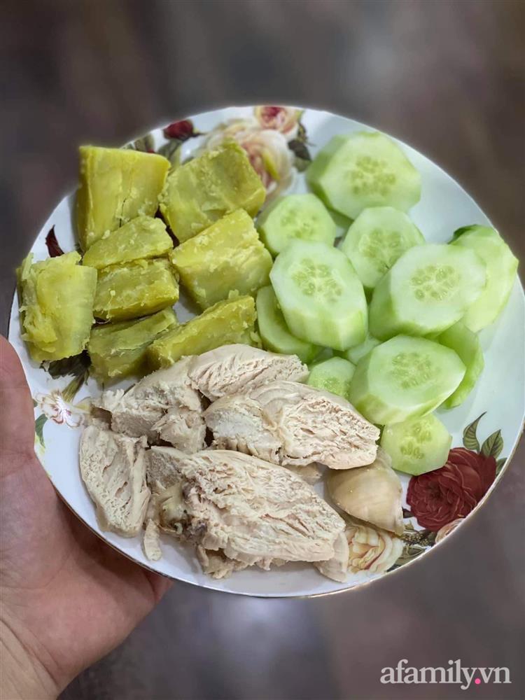 Sau sinh bị gọi là mẹ sề, mẹ 2 con giảm luôn 21kg đáp trả những lời chê khiếm nhã-6