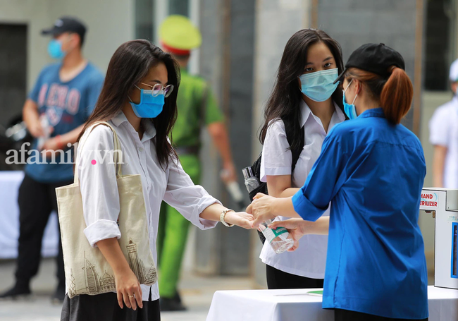 57 trường công bố ĐIỂM SÀN xét tuyển đại học 2021: Loạt ngành thuộc khối A, D có điểm đầu vào chỉ 15, 16-1