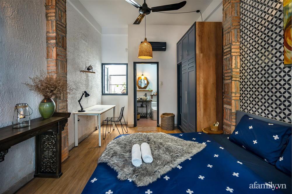Chàng trai Sài Gòn cải tạo căn hộ trên tầng áp mái thành không gian sống đẹp mê mẩn-15