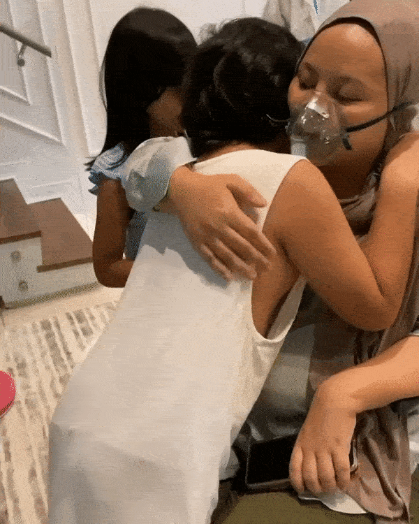 Ca sĩ nổi tiếng Malaysia mắc Covid-19 phải mổ gấp để cứu thai nhi nhưng tử vong ngay sau đó, video cuối ôm các con hoá lời vĩnh biệt đau đớn-2