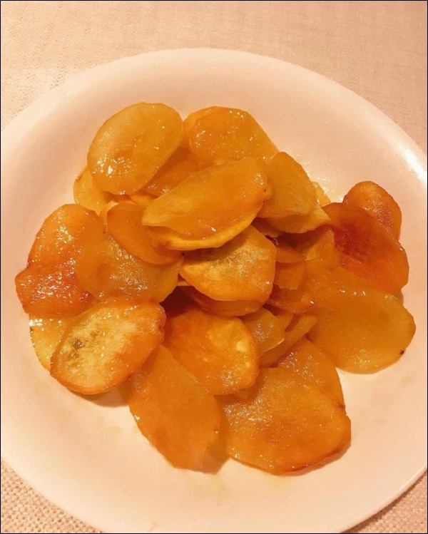 Giãn cách ở nhà, Hoa hậu Đặng Thu Thảo vào bếp nấu nhiều món ngon đãi chồng con, nhìn thành quả là biết đúng chuẩn vợ đảm-12