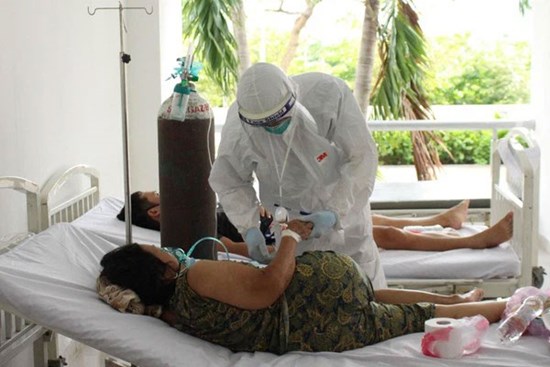 Nhiều F0 cách ly tại nhà diễn biến nặng chưa được hỗ trợ y tế kịp thời
