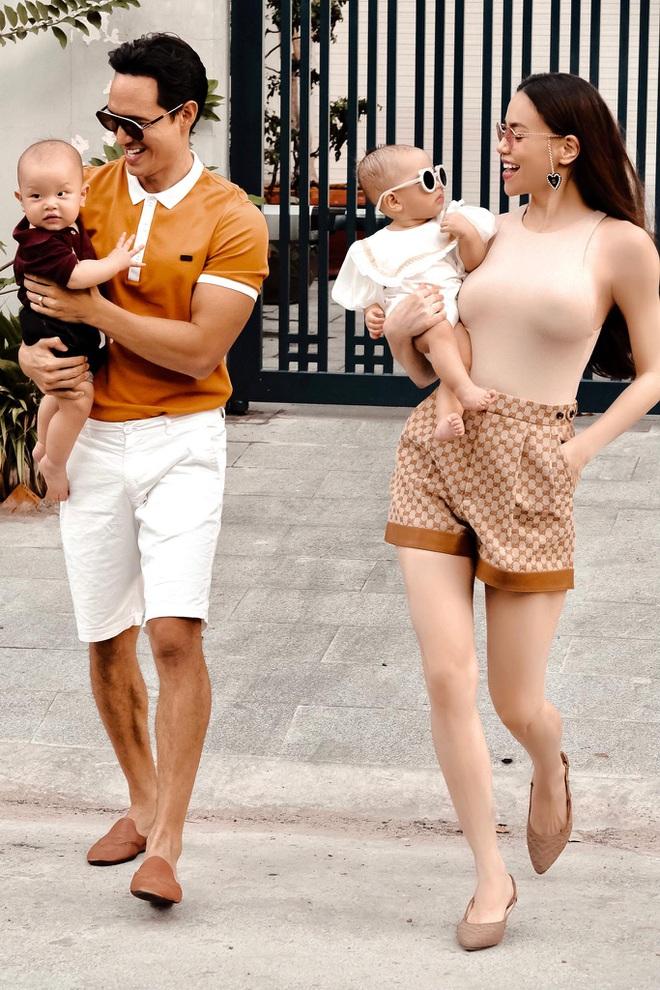 Bắt bài giấu bụng mỡ của Hà Hồ nhờ chiêu mix đồ cao tay với quần short-11