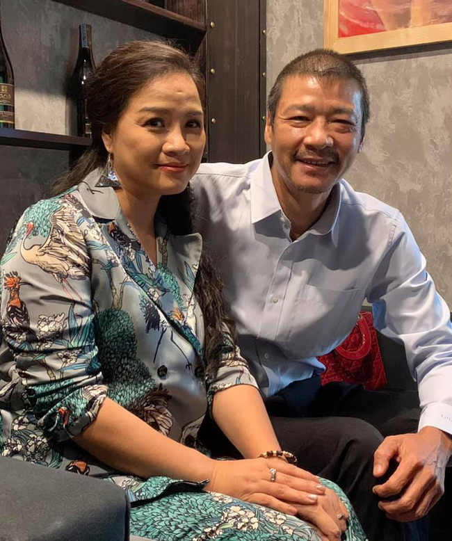 Hương vị tình thân: Ông Sinh nghĩ ra cách trị bà Sa cực độc, vô tình để lộ cảnh quay quan trọng trong phim-2