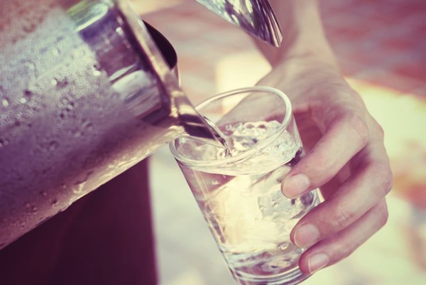 Những sai lầm khi uống nước vào buổi sáng có thể khiến người Việt hại gan, tổn thương thận, gây bệnh ung thư-3