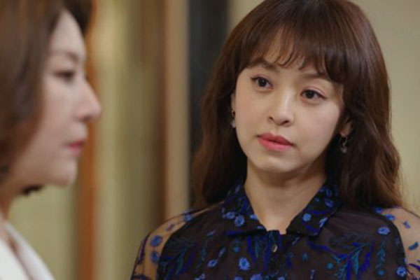 Thấy con dâu buồn vì chồng thường giúp đỡ bạn gái cũ, mẹ chồng nói một câu nức lòng nức dạ-2