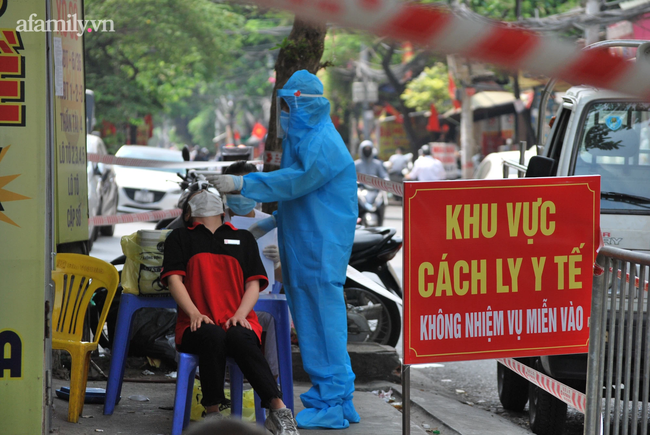 Hà Nội xét nghiệm sàng lọc toàn thành phố, ưu tiên vùng đỏ, lấy mẫu xác suất vùng xanh-1