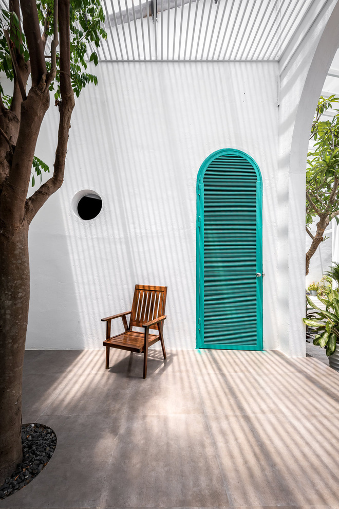 Trốn Sài Gòn, vợ chồng về quê Phú Yên xây nhà style Địa Trung Hải, dành hẳn 40m2 làm hồ bơi cho con-19