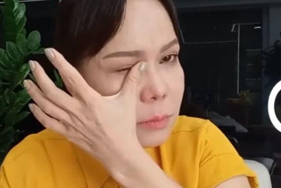 Việt Hương bật khóc: Tôi phải lên tiếng, không thể chịu được nữa rồi