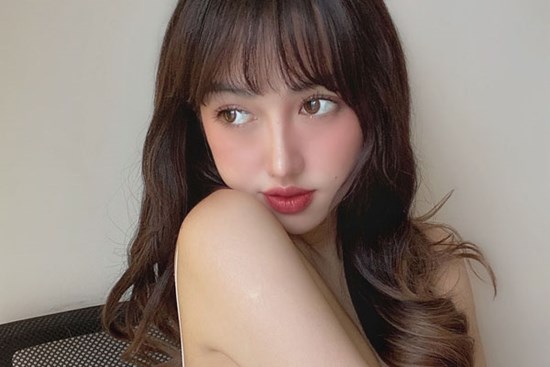 Cô bạn gái số 3 