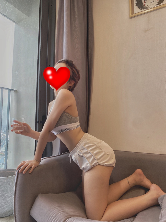 Cô bạn gái số 3 trong bóng tối của Jack: Gương mặt xinh như hot girl, nhìn thân hình sexy càng hút mắt hơn-8