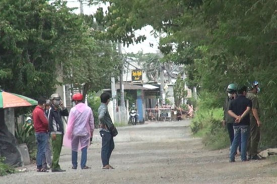 Nam dân phòng lao xuống kênh tử vong khi đang rượt đuổi nhóm thanh niên trên đường